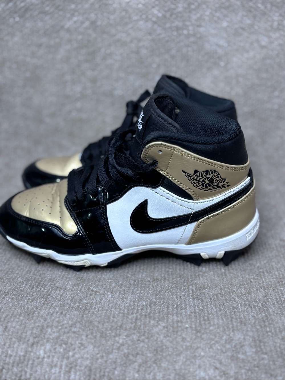 Jordan Kids Black/Gold/White High-Top Cleats